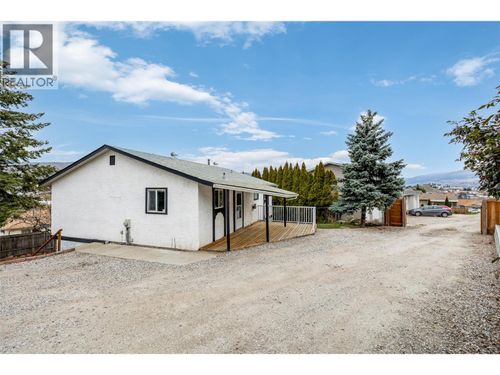 4404 Westview Dr, Vernon, BC, V1T7M6 | Card Image
