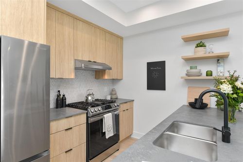 207-1114 Samar Cres, Langford, BC, V9B7C5 | Card Image