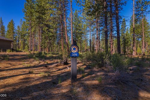 359-56342 Mirror Rock Loop, Bend, OR, 97707-2680 | Card Image