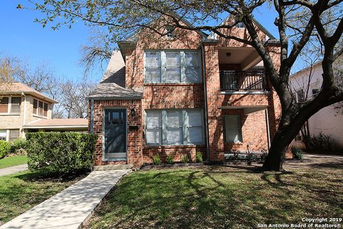 129 Ridgewood Ct, San Antonio, TX, 78212-2341 | Card Image