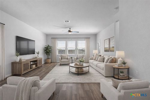 724 Clara Park, New Braunfels, TX, 78130-0152 | Card Image