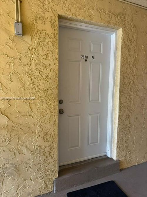apt-2c-2970 Nw 55th Ave, Lauderhill, FL, 33313-1443 | Card Image