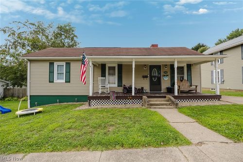 362 Cahalen St, Crooksville, OH, 43731-1302 | Card Image