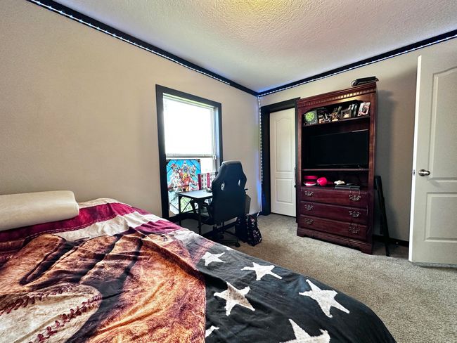 3759 E Highway 552, House other with 3 bedrooms, 2 bathrooms and null parking in Lily KY | Image 35