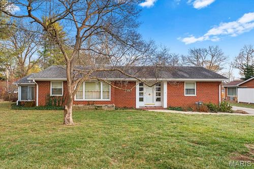 14 Carnation Dr, Belleville, IL, 62221-4313 | Card Image