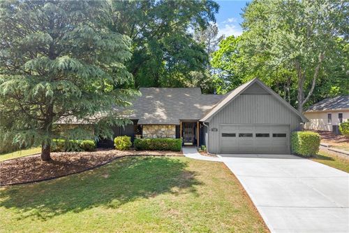 20 Sweetwood Ct, Roswell, GA, 30076-2703 | Card Image