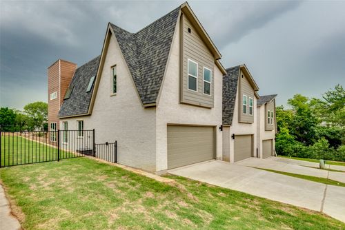 333 Oakbend Dr, Lewisville, TX, 75067-6678 | Card Image