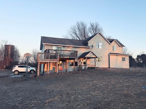 22598 700th Ave, Albert Lea, MN, 56007-6104 | Card Image
