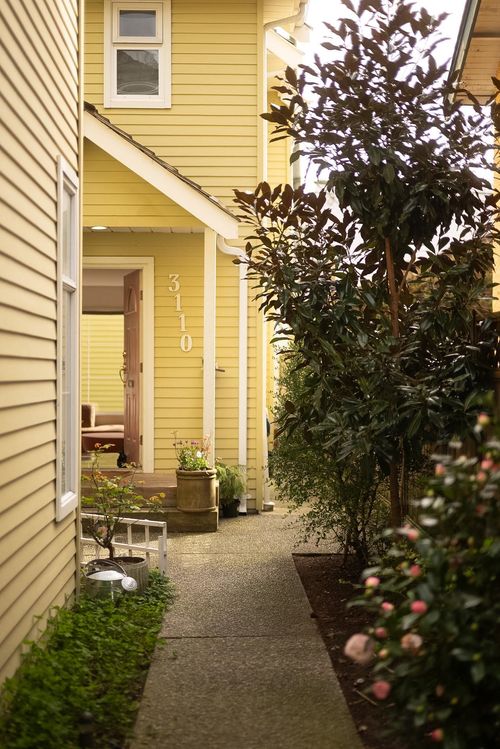 3110 W 3rd Ave, Vancouver, BC, V6K1N3 | Card Image