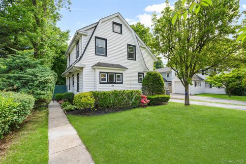 174 Sparks Ave, Pelham, NY, 10803-1811 | Card Image