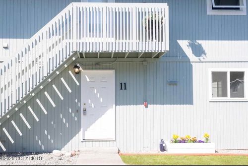 apt-b11-180 Grand Larry St, Anchorage, AK, 99504-5011 | Card Image