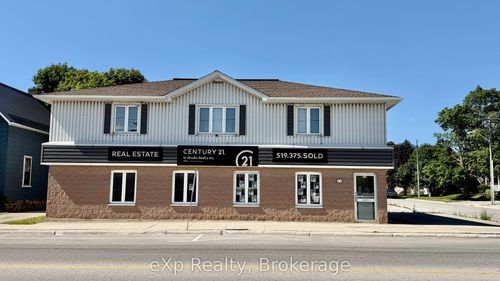 414 10th St 10th Street, Hanover, ON, N4N1P6 | Card Image