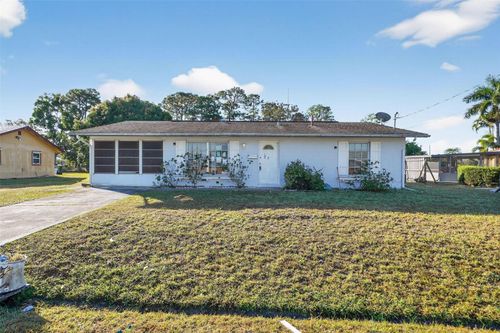 310 Se Calmoso Drive, Port St Lucie, FL, 34983 | Card Image