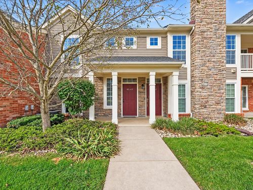 44-4342 Deeside Dr, Brighton, MI, 48116-8062 | Card Image