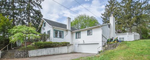 200 S Broad St, Hillsdale, MI, 49242-2095 | Card Image