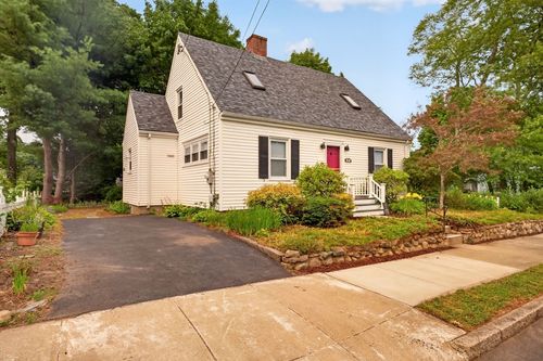 414 Archer St, Fall River, MA, 02720-6545 | Card Image