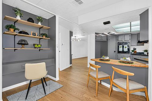 spc-266-2706 W Ashlan Ave, Fresno, CA, 93705-1712 | Card Image