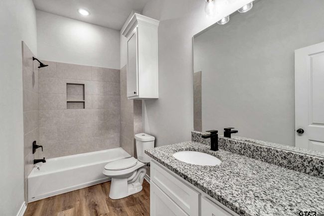 UNIT-101 - 2303 Flint River Rd, Townhouse with 3 bedrooms, 2 bathrooms and null parking in Tyler TX | Image 6