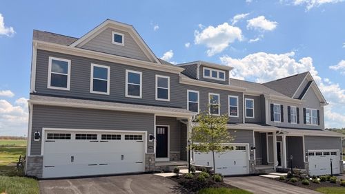 1004 Madisyn Ln, Valencia, PA, 16059 | Card Image