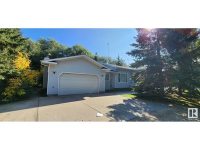 2711 34 St Sw, House other with 4 bedrooms, 3 bathrooms and null parking in Edmonton AB | Image 2