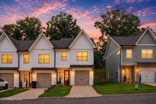 8415 Whisper Lane, Powell, TN, 37849 | Card Image