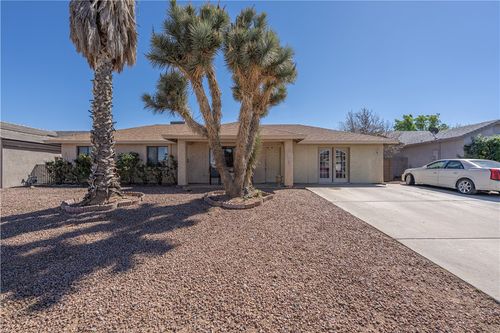 3284 N Yavapai St, Kingman, AZ, 86401-3715 | Card Image