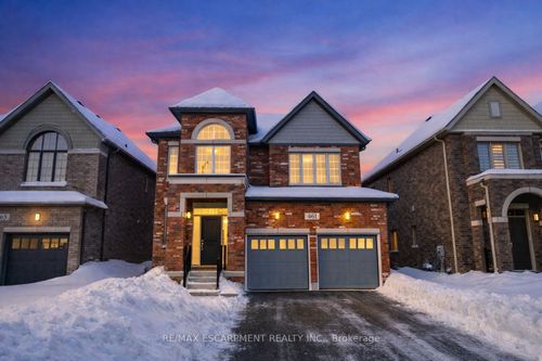 461 Adelaide St, Arthur, ON, N0G1A0 | Card Image