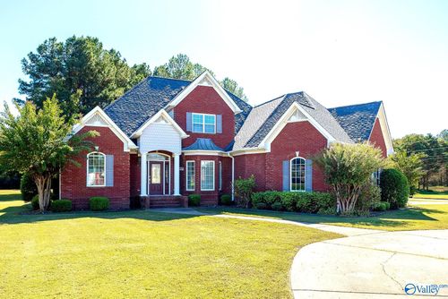 17294 Hubert St, Athens, AL, 35611-5620 | Card Image