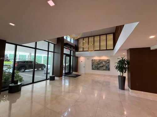 1024-540 Brickell Key Dr, Miami, FL, 33131-2697 | Card Image