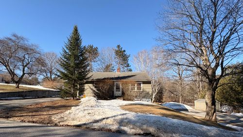 9 Maple Street, Wilton, ME, 04294 | Card Image