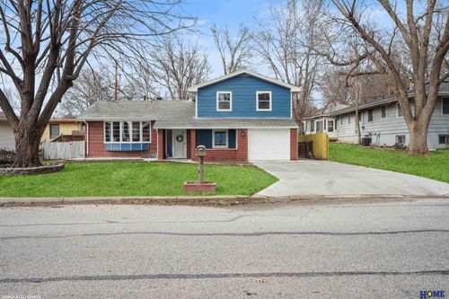 6626 Bethany Park Dr, Lincoln, NE, 68505-2256 | Card Image