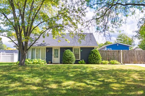 3 Ridgefield Rd, Montgomery, IL, 60538-2744 | Card Image