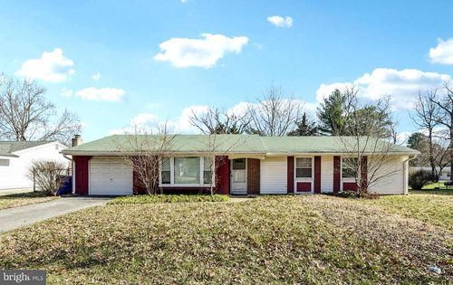 2511 Lisa Dr, WALDORF, MD, 20601-3369 | Card Image