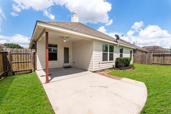 28519 Lockeridge View Dr, House other with 3 bedrooms, 2 bathrooms and 2 parking in Spring TX | Image 45