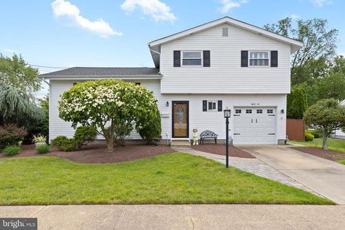 81 Walt Whitman Way, Hamilton, NJ, 08690-2163 | Card Image