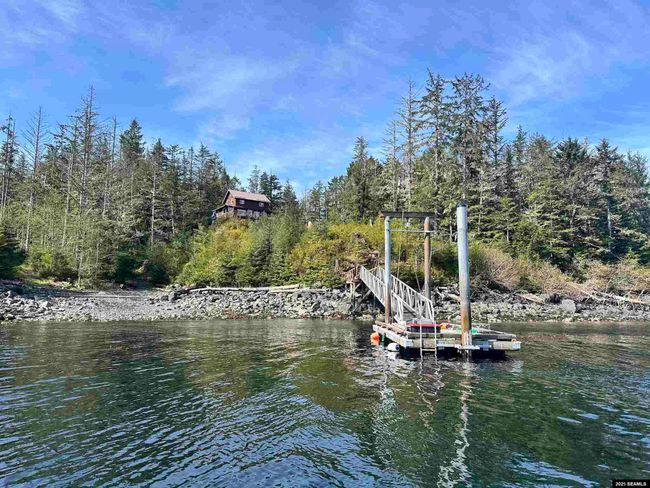 L16, 17, 20 B1 Middle Island, House other with 2 bedrooms, 1 bathrooms and null parking in Sitka AK | Image 39