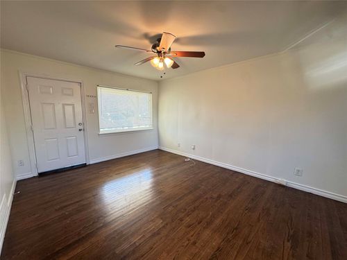 2715 Fenwick Dr, Dallas, TX, 75228-2652 | Card Image