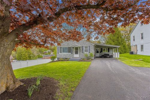103 Chaumont Dr, Syracuse, NY, 13209-2230 | Card Image