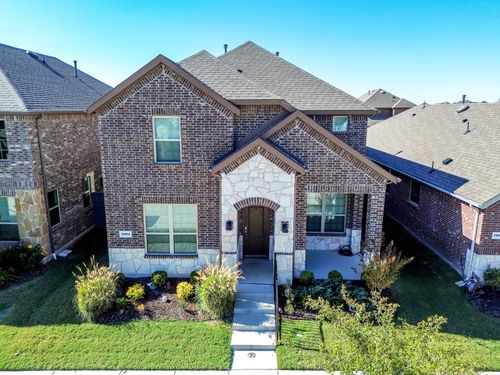 7004 Wildflower Way, Aubrey, TX, 76227-3399 | Card Image