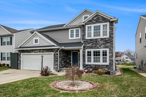 613 Trumpeter Bay Rd, Benton Harbor, MI, 49022-2419 | Card Image