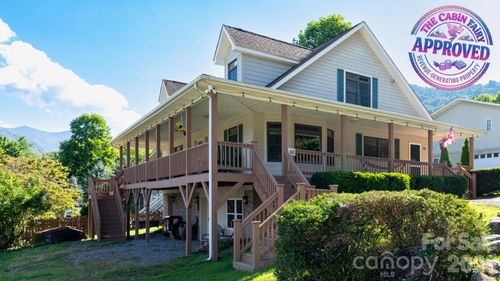 60 Rolling Ln, Maggie Valley, NC, 28751-8666 | Card Image