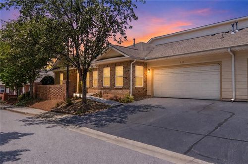 235 Villa Park Cir, Stone Mountain, GA, 30087-6778 | Card Image
