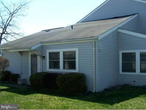 18 Mediterranean Ct, Barnegat, NJ, 08005-2519 | Card Image