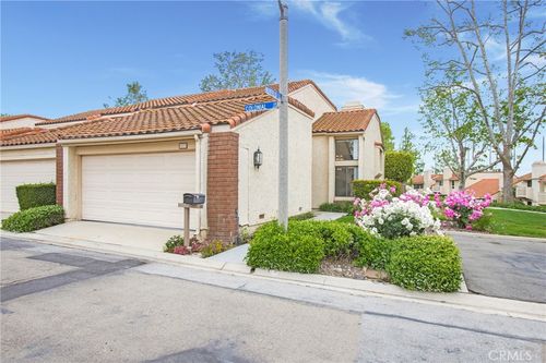 611 Colonial Cir, Fullerton, CA, 92835 | Card Image