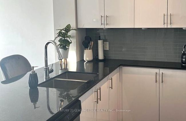 802 - 9582 Markham Rd, Condo with 2 bedrooms, 1 bathrooms and null parking in Markham ON | Image 14