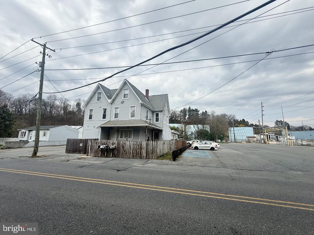Residential Income in MUHLENBERG TOWNSHIP 3
