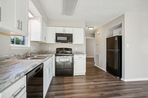 104 Fireside Dr, Portland, TN, 37148-4653 | Card Image
