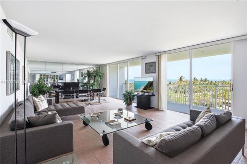7l-605 Ocean Dr, Key Biscayne, FL, 33149 | Card Image