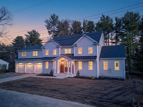16 Evelyn St, Burlington, MA, 01803-2750 | Card Image