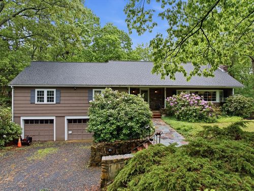95 Woodridge Rd, Wayland, MA, 01778-3624 | Card Image